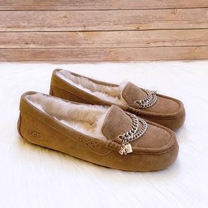 UGG Women’s Ansley Chain Chestnut Suede Slippers